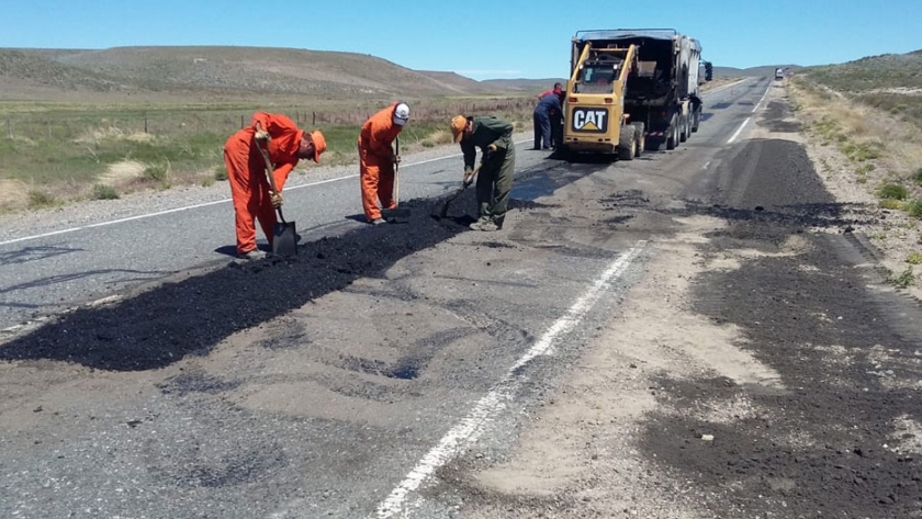 Neuquén: comenzó la repavimentación de la RN 237