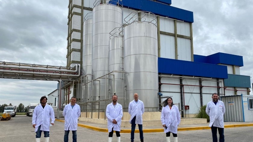 El director nacional de Lechería visitó la empresa Lácteos Barraza