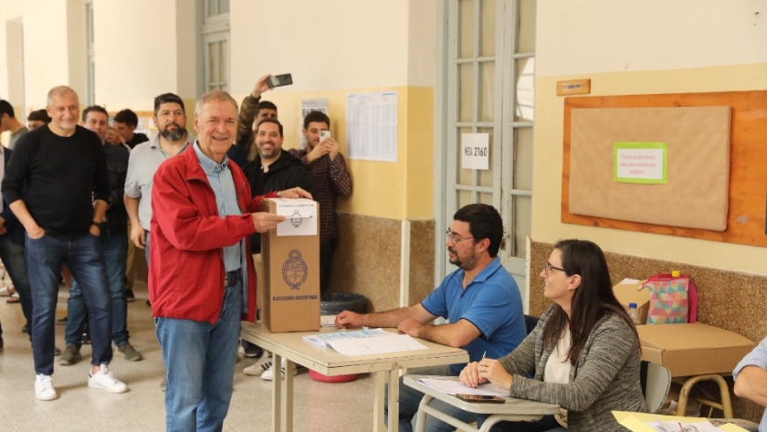 Elecciones Generales Nacionales 2023: Schiaretti emitió su voto