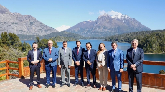 Gobernadores aceptan abrir canales de diálogo tras el respaldo de EE.UU., aunque en medio de incertidumbre electoral