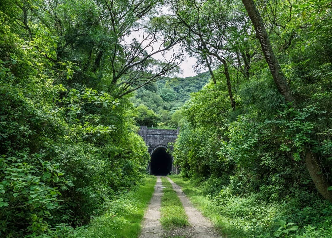Senderismo entre túneles, cerros y volcanes: cinco rutas imperdibles para descubrir Catamarca
