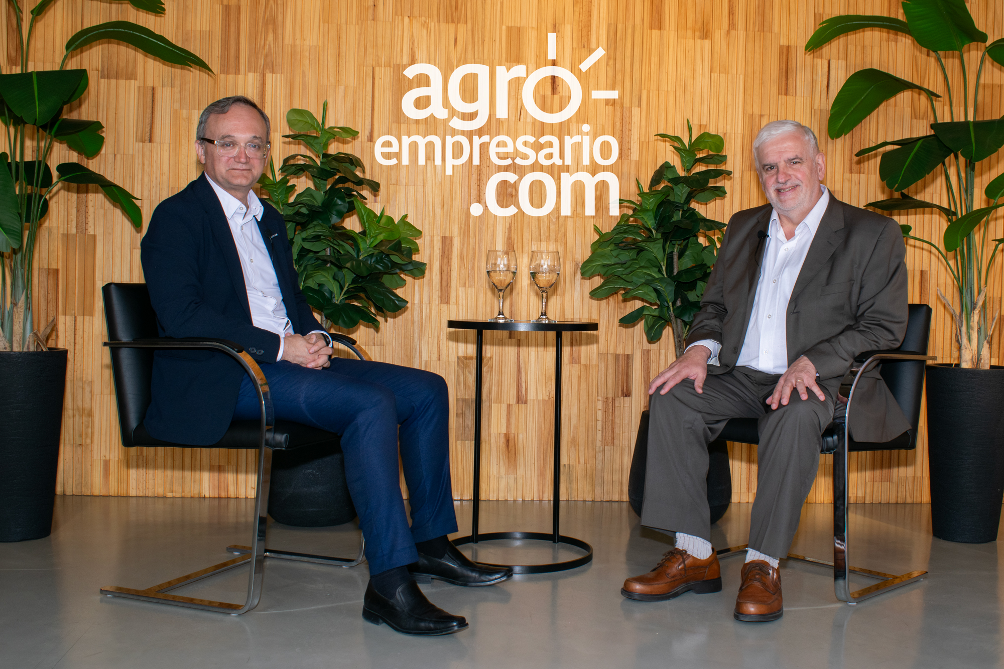 Gustavo Idígoras, Presidente de Cámara de la Industria Aceitera de la República Argentina (CIARA) junto a Fernando Vilella, Director de Desarrollo Estratégico y Contenidos de Agroempresario.com