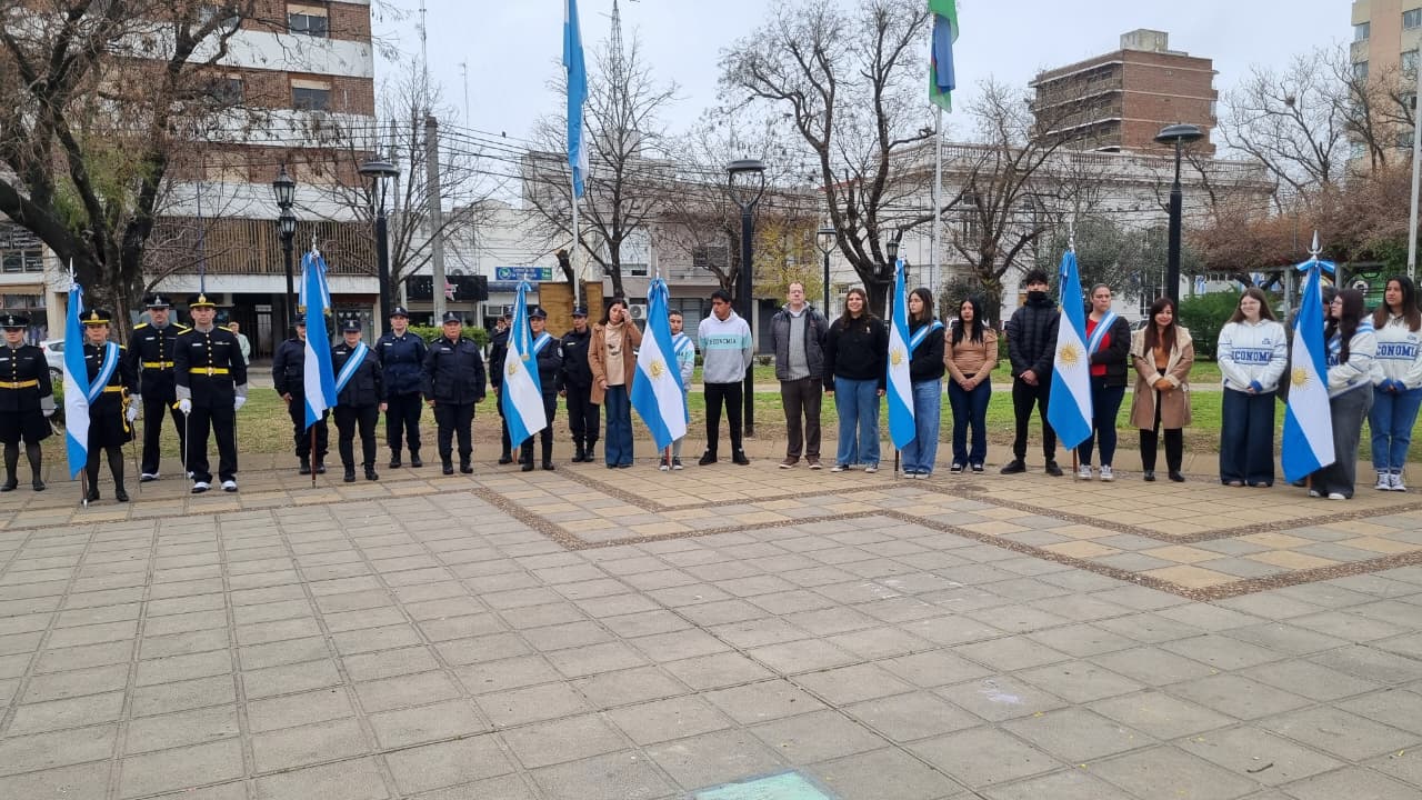 Homenaje al General San Martín: acto conmemorativo en honor al Padre de la Patria