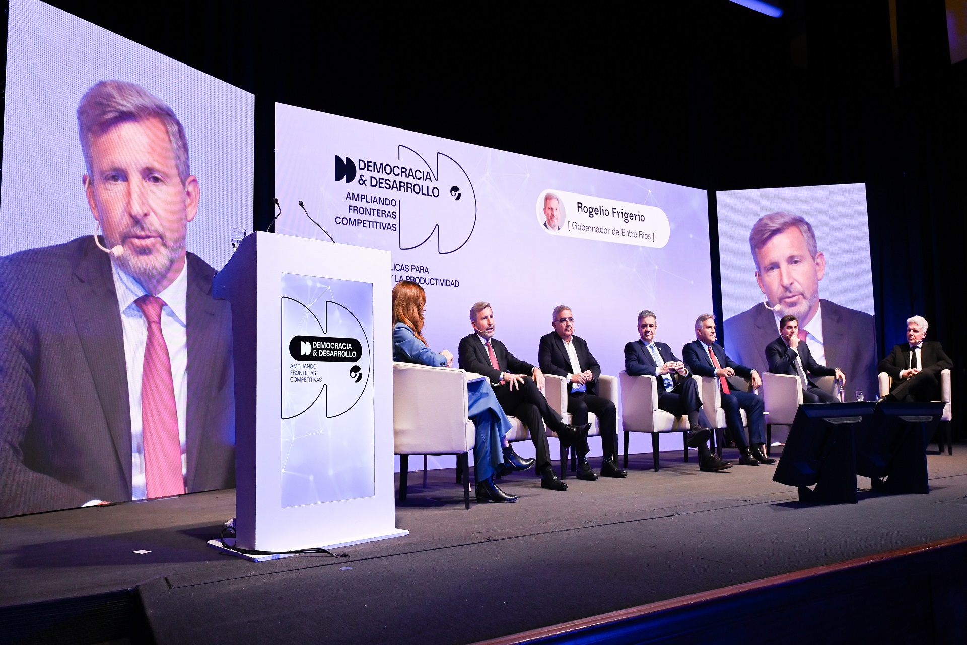 Frigerio destac&oacute; el plan de Entre R&iacute;os para bajar impuestos