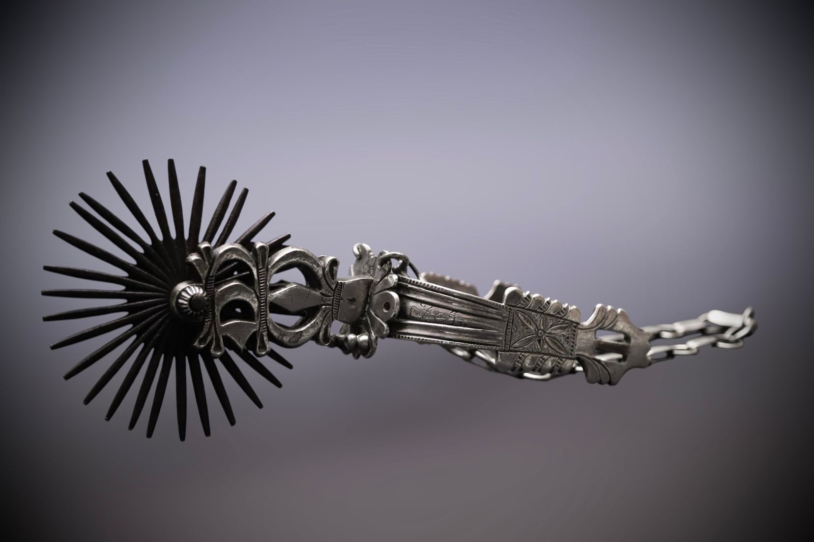 Donde los objetos guardan memoria: una subasta para elegir historia