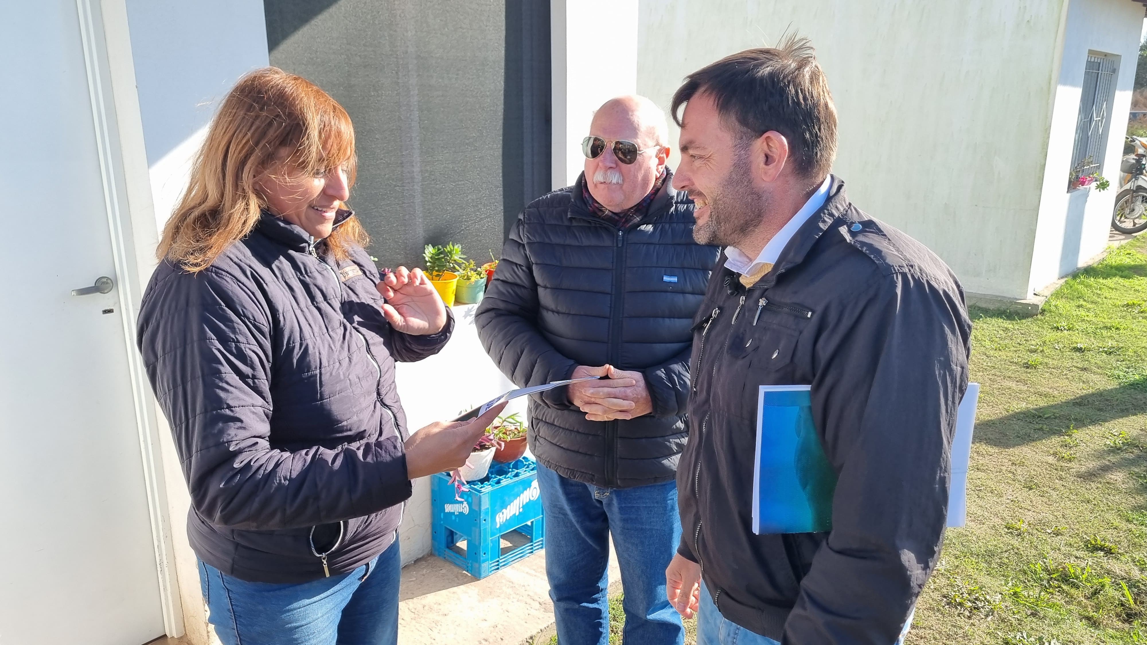 Vecinos de Rafael Obligado recibieron los planos de sus viviendas: un paso más hacia el hogar definitivo