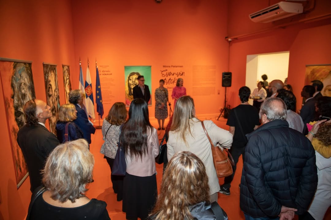 “Nací Niña”: arte, igualdad y homenaje en el Recoleta con mirada finlandesa