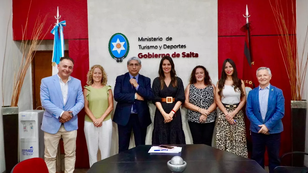 Salta impulsa la capacitaci&oacute;n tur&iacute;stica con una alianza estrat&eacute;gica entre el Estado y la Universidad Nacional