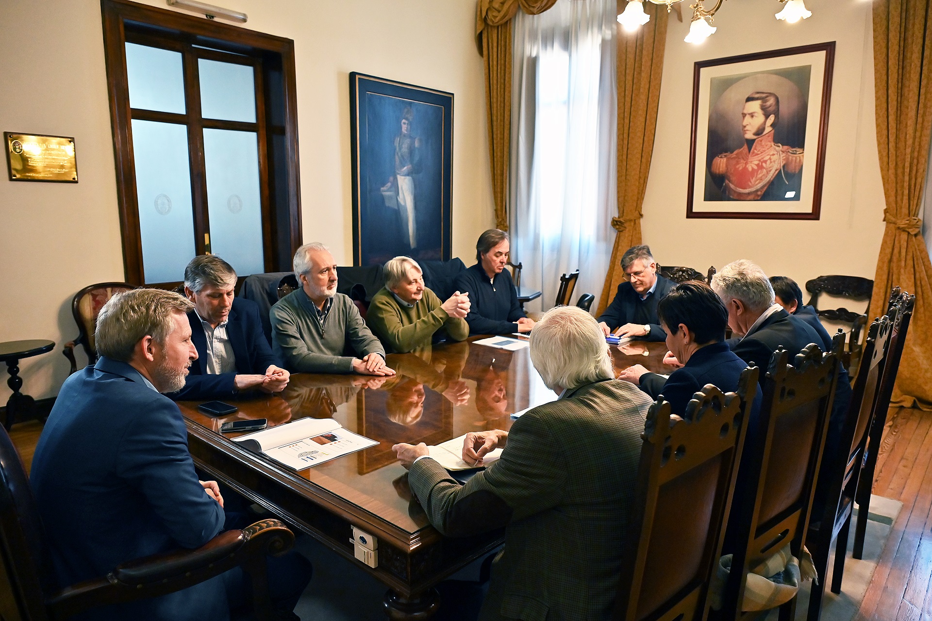El gobernador se interiorizó sobre un proyecto que incluye a cooperativas agrícolas entrerrianas