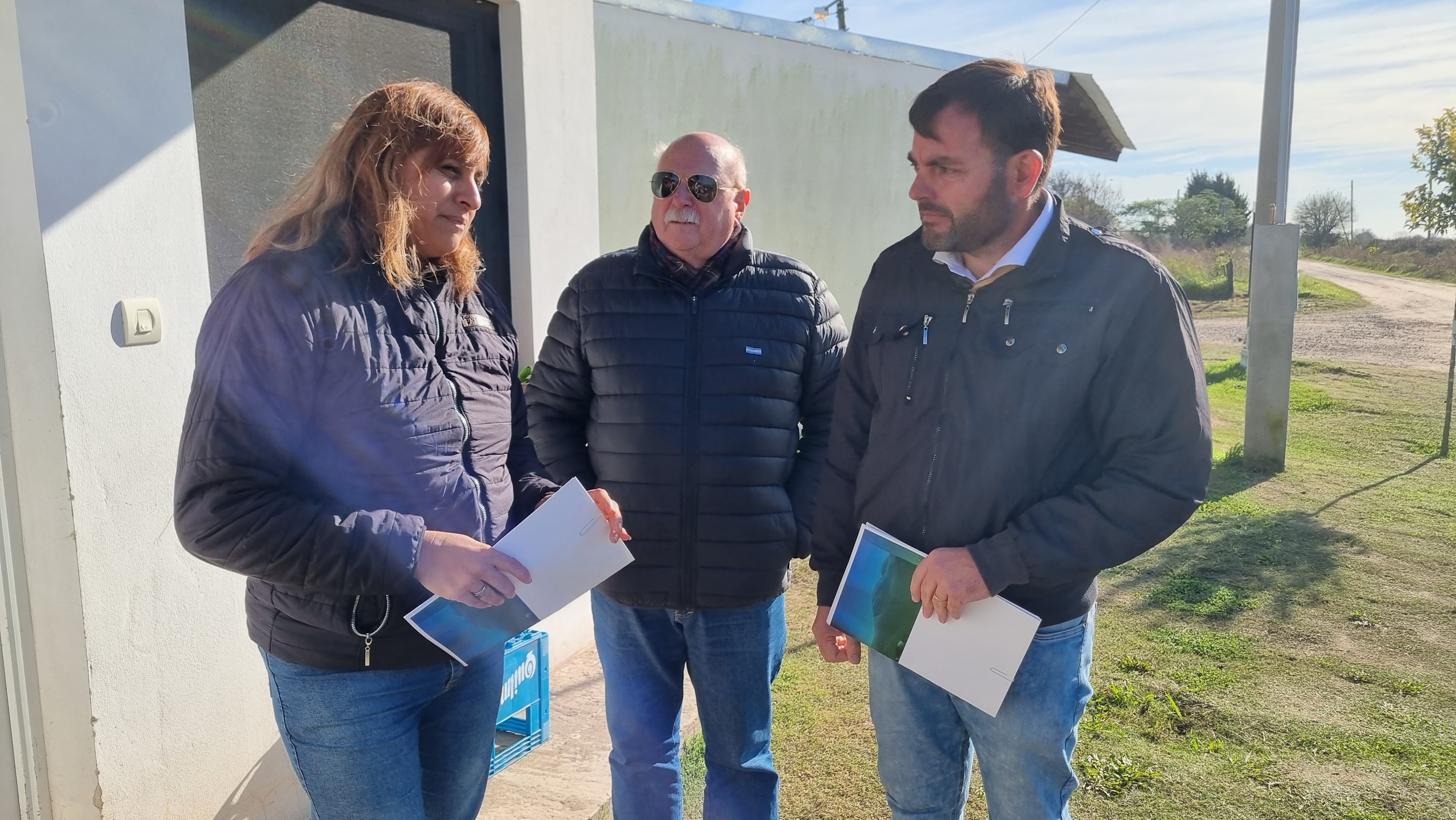 Vecinos de Rafael Obligado recibieron los planos de sus viviendas: un paso más hacia el hogar definitivo