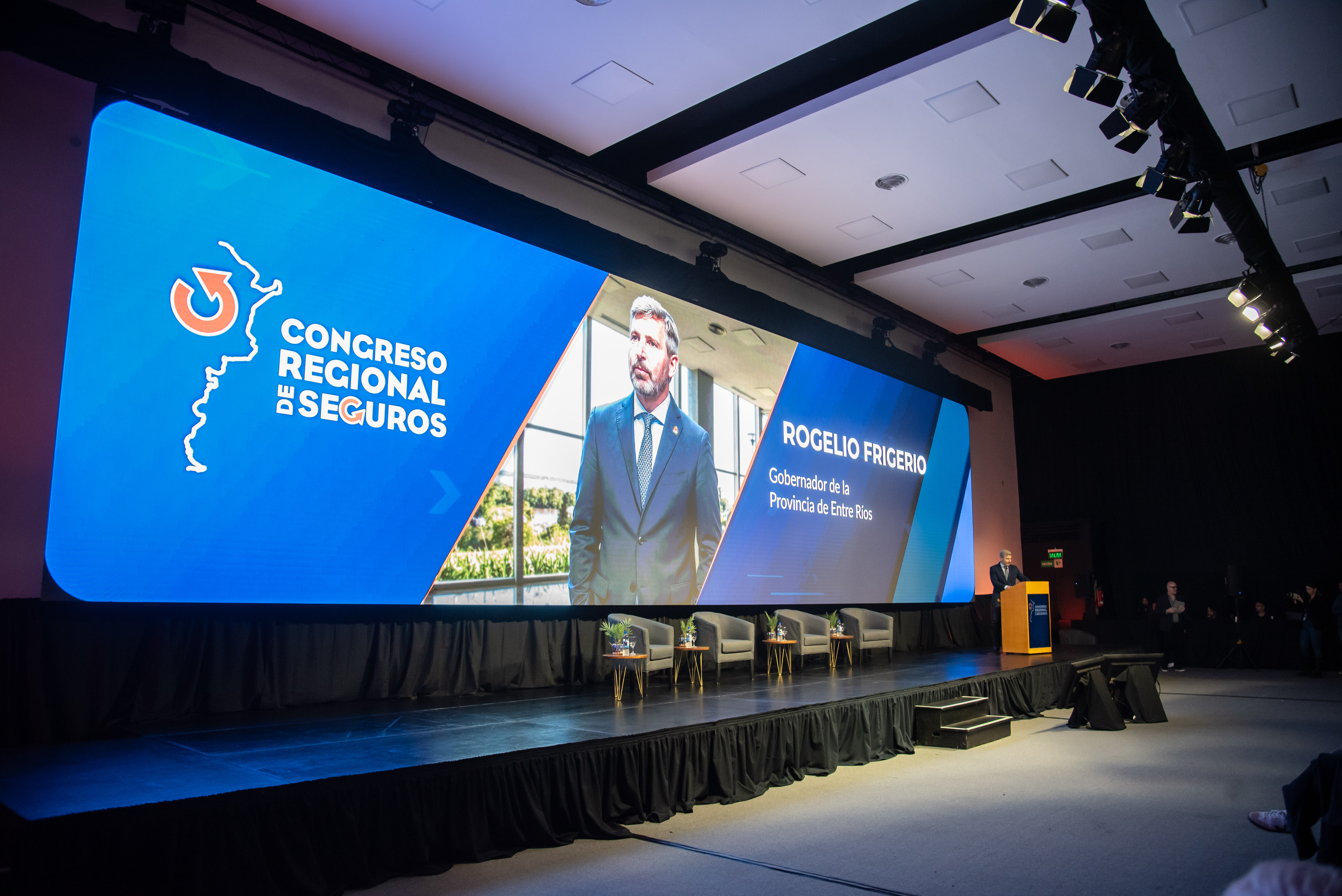 Frigerio destac&oacute; al seguro como motor del desarrollo productivo