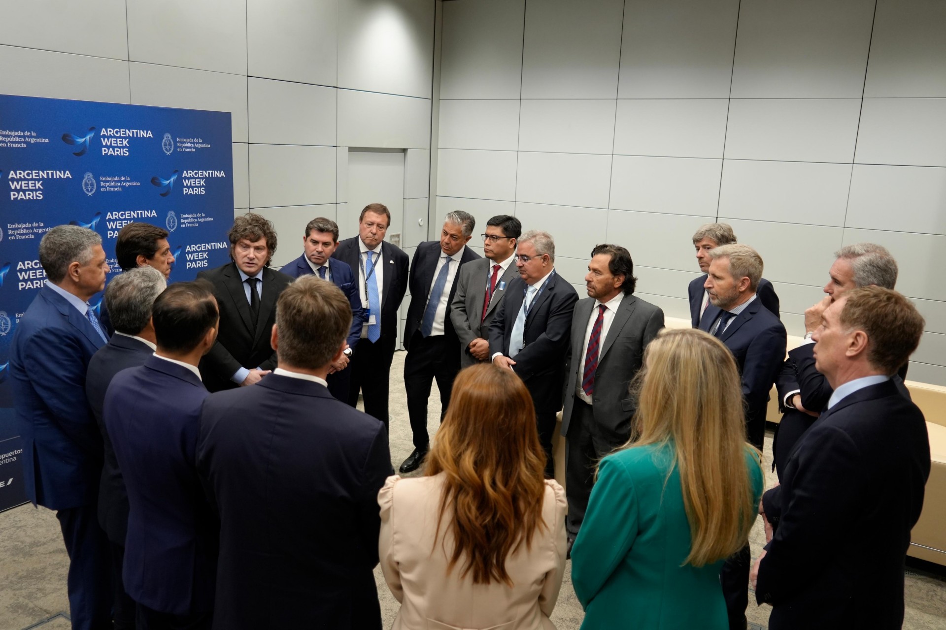 Frigerio present&oacute; en Par&iacute;s oportunidades para invertir en Entre R&iacute;os