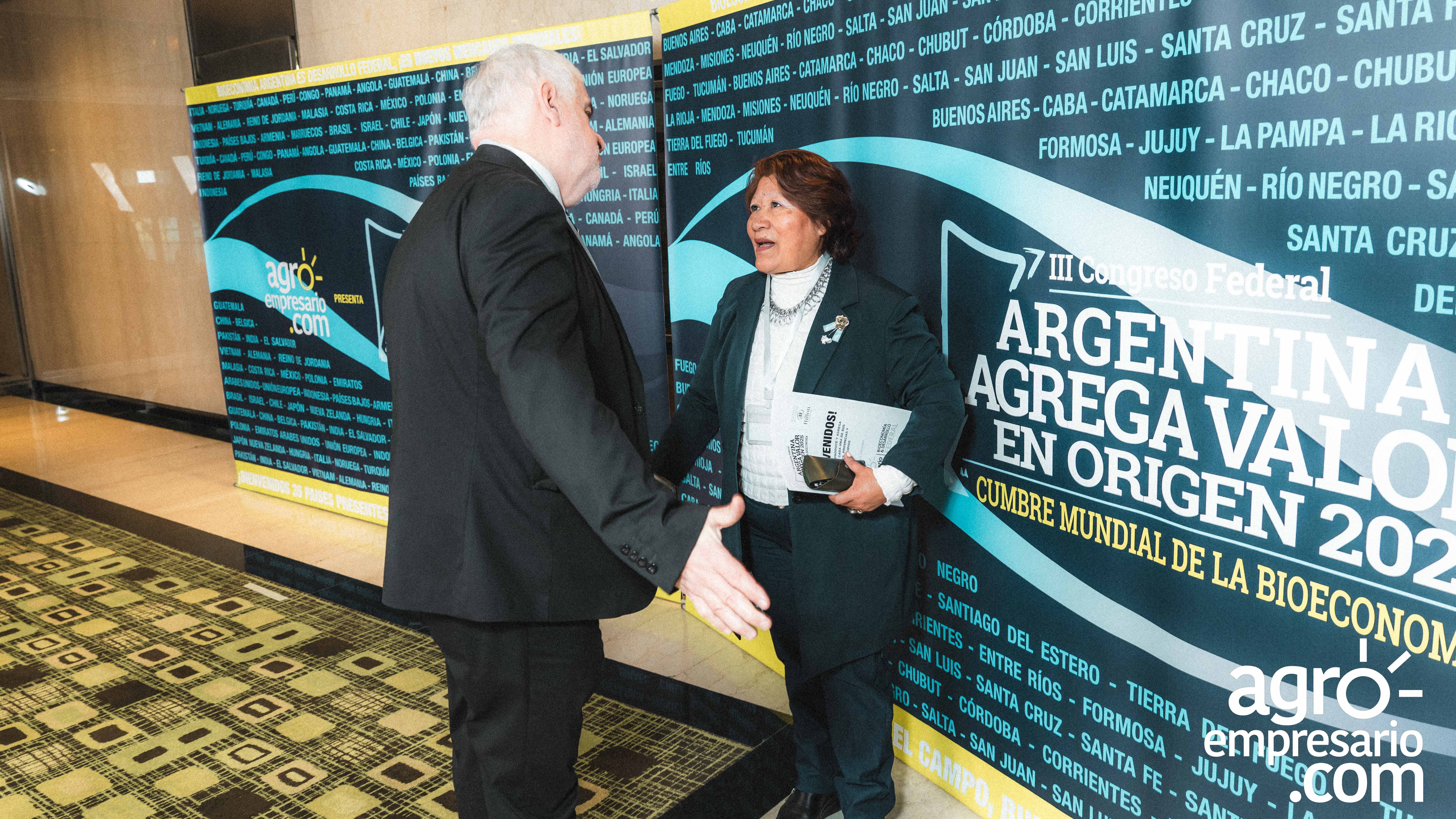 Vilma Vedia: “Potenciar a los adolescentes y jóvenes es el gran capital de Jujuy”