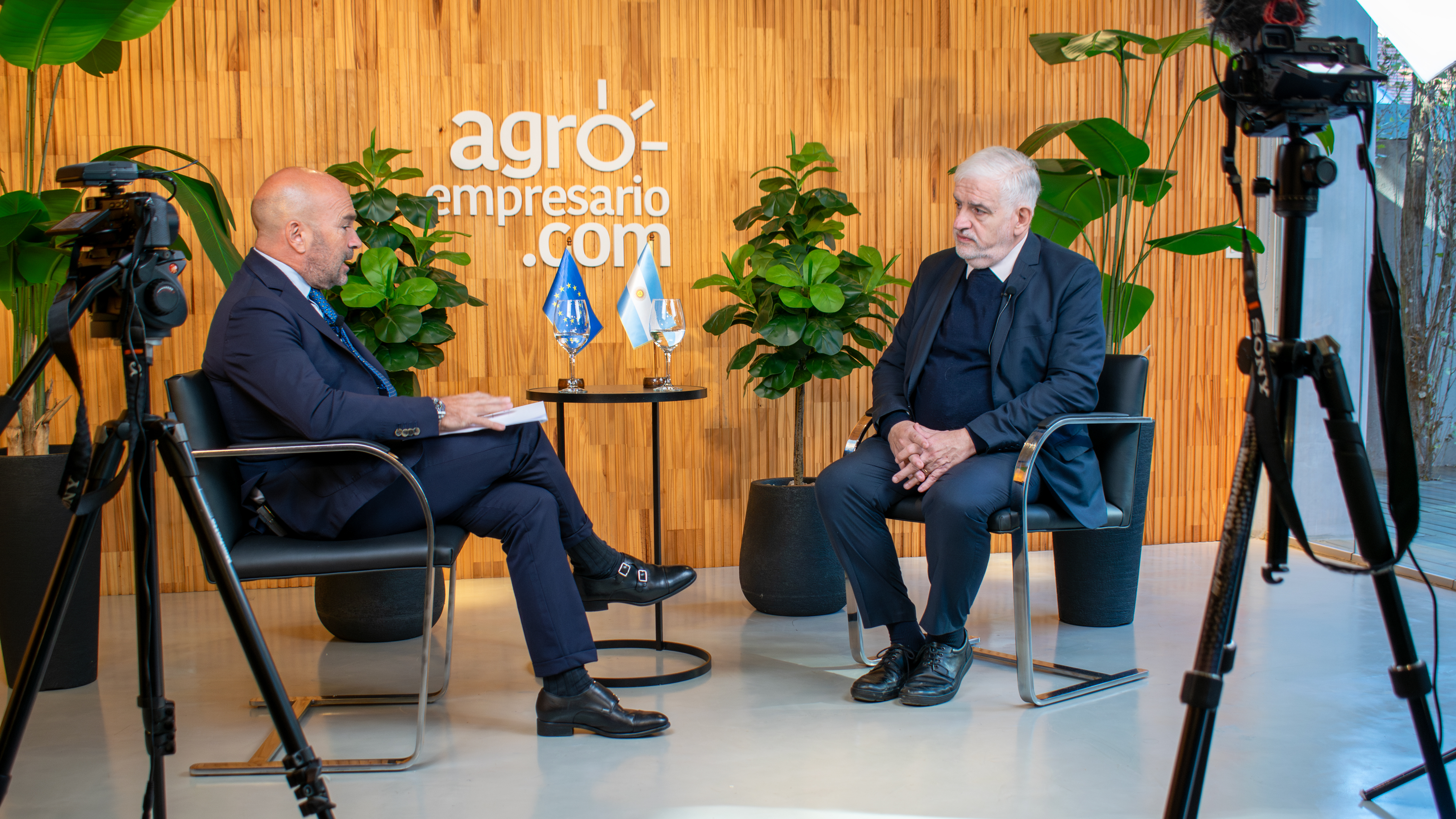 Amador Sánchez Rico, Embajador de la Unión Europea en Argentina; junto a  Fernando Vilella, Director de Desarrollo Estratégico y Contenidos de Agroempresario.com