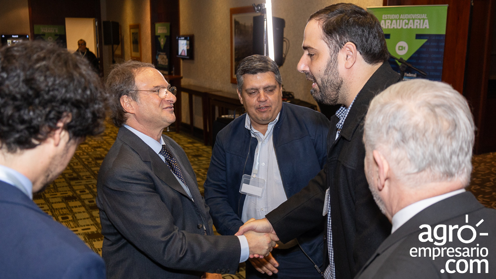 Juan José Mac Donald: “Estamos buscando alternativas productivas frente a la crisis de la yerba mate”