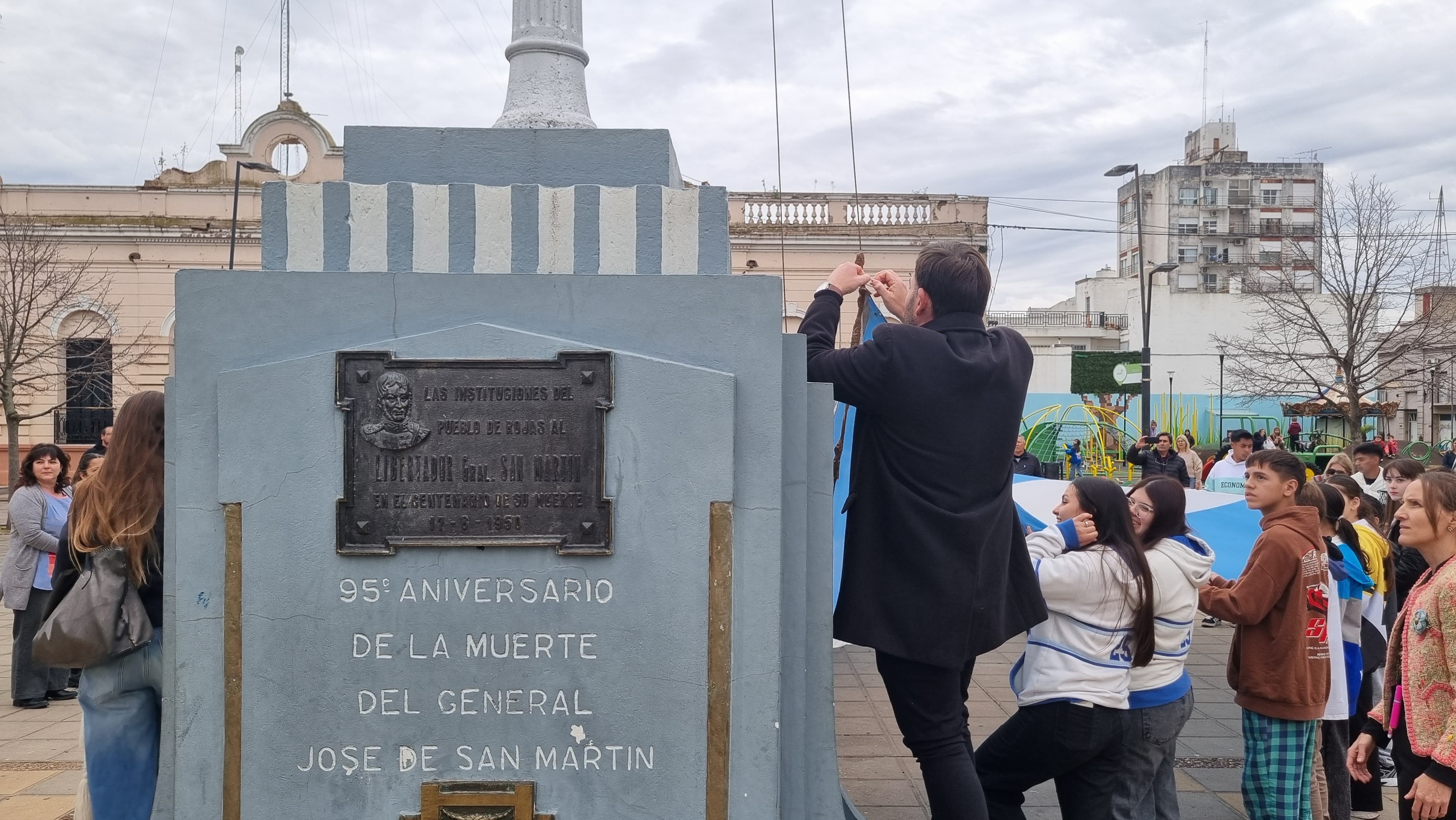 Rojas celebró con orgullo el 209° aniversario de la Independencia Argentina