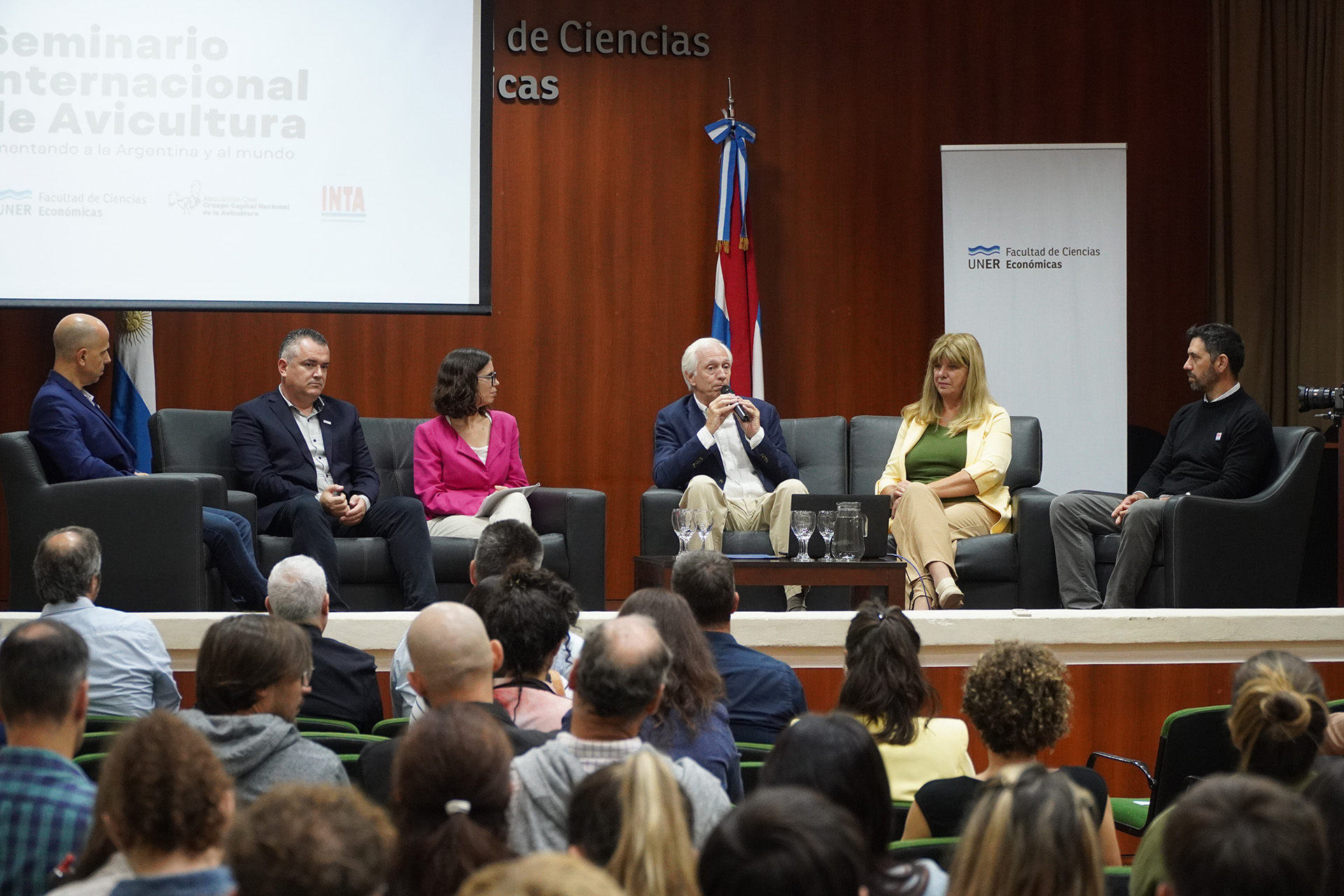 Foro av&iacute;cola: c&oacute;mo la ciencia impulsa la producci&oacute;n entrerriana
