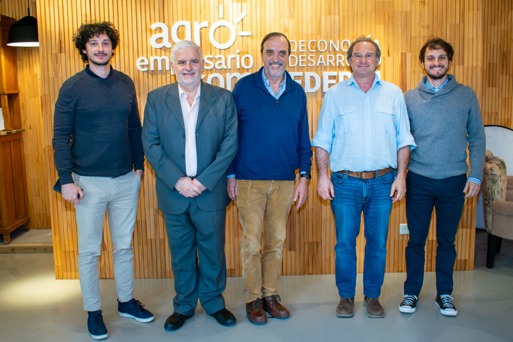 Agustin Carrozzino, Director Institucional de Agroempresario.com; Fernando Vilella, Director de Desarrollo Estratégico y Contenidos de Agroempresario.com; Jorge Hilbert, Director Fundador de Energy & Environmental Consulting Service; Juan Carrozzino, CEO de Agroempresario.com y Santiago Maria Carrozzino, Director Comercial de Agroempresario.com