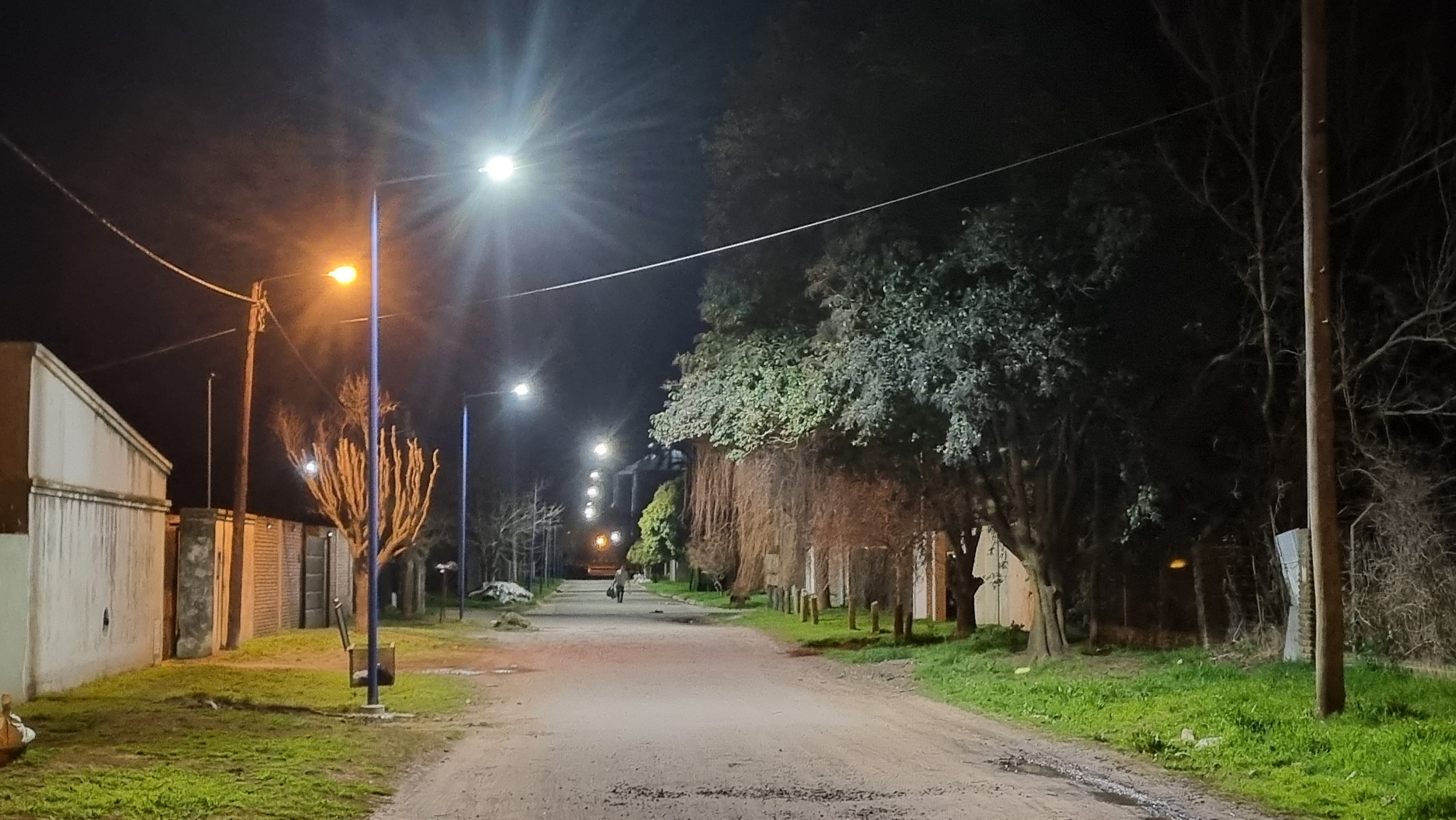 Luz LED para el futuro: el Programa Luz Verde llegó al Barrio Santa Teresa de Rojas