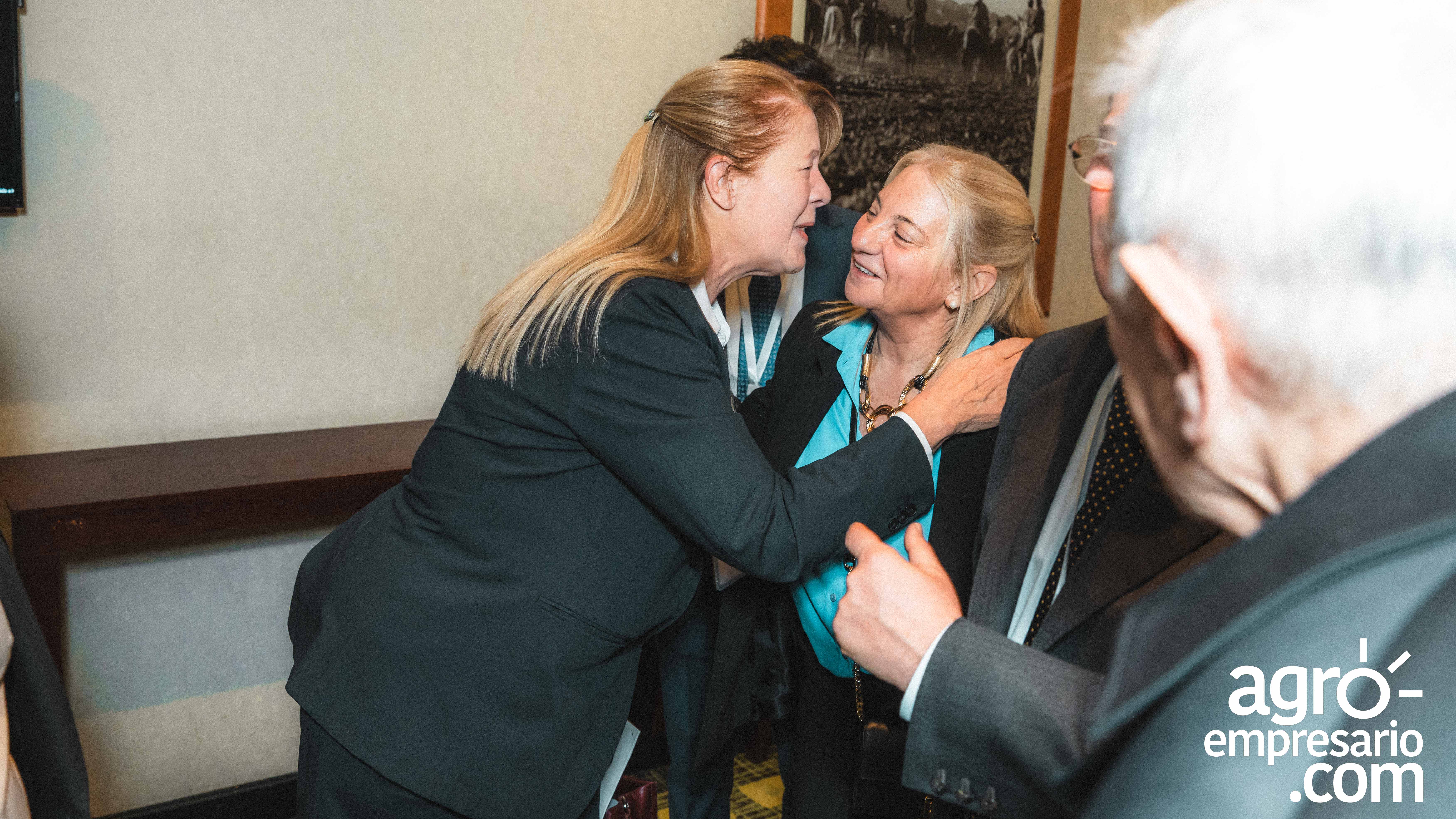 Margarita Stolbizer: “Sin conocimiento no hay desarrollo; sin arraigo no hay país; sin inserción internacional no hay futuro”