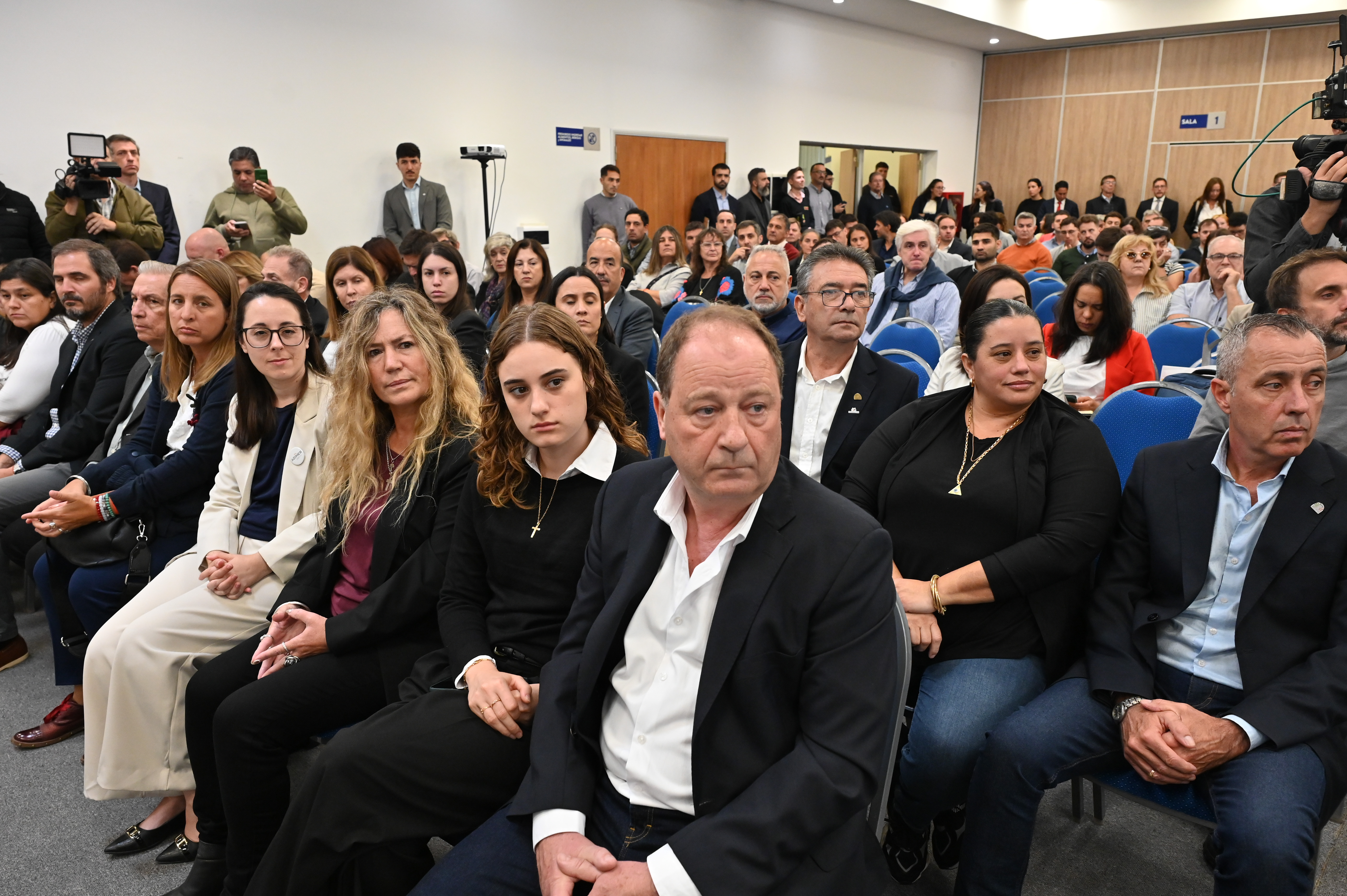 Frigerio firm&oacute; acuerdos con el CFI para impulsar inversi&oacute;n