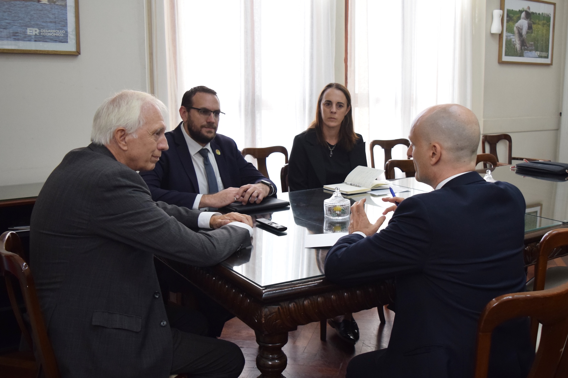 Entre R&iacute;os explora exportaciones hacia Chipre y Europa