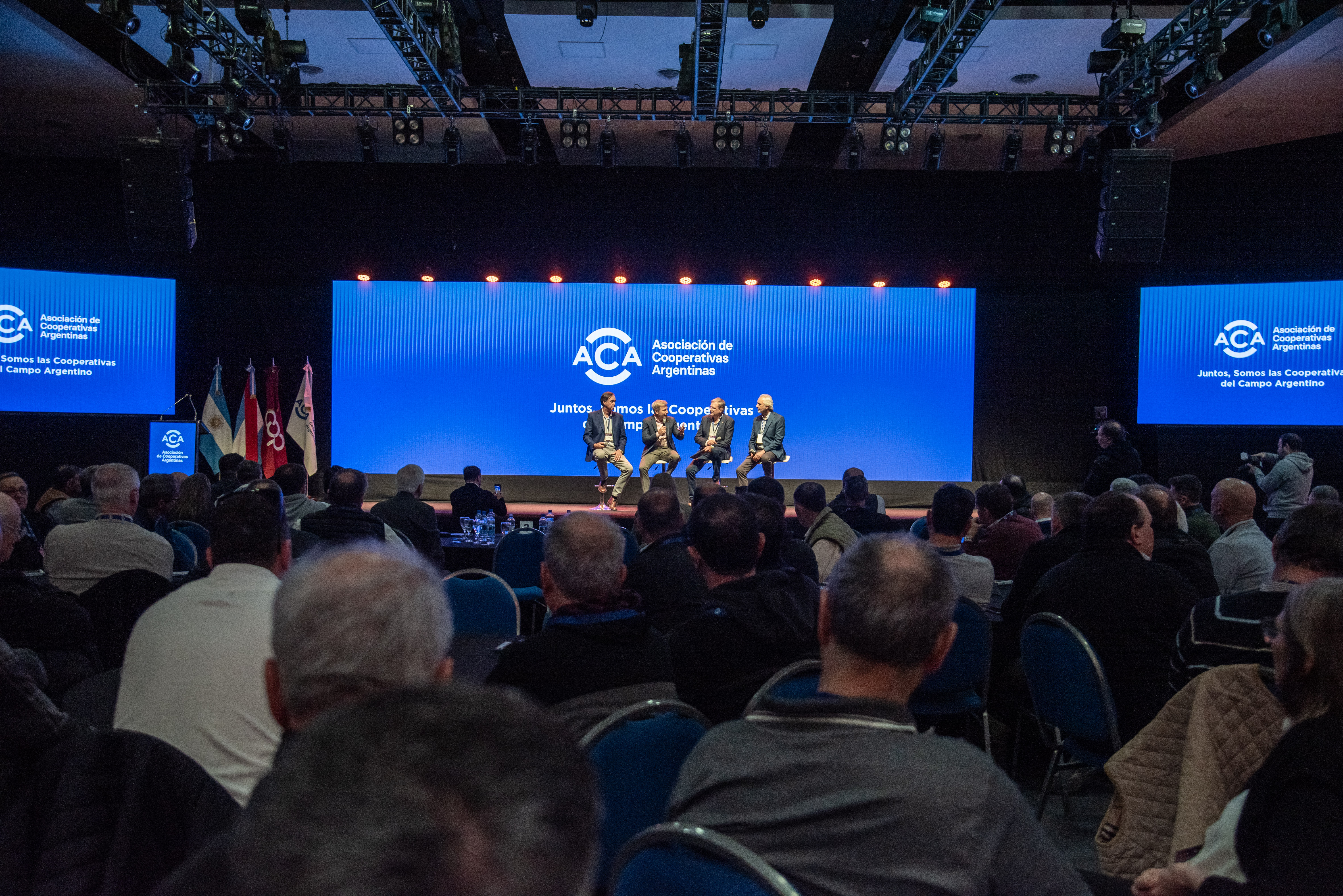 Frigerio inauguró el primer Seminario Nacional de Cooperativas en Entre Ríos junto a ACA