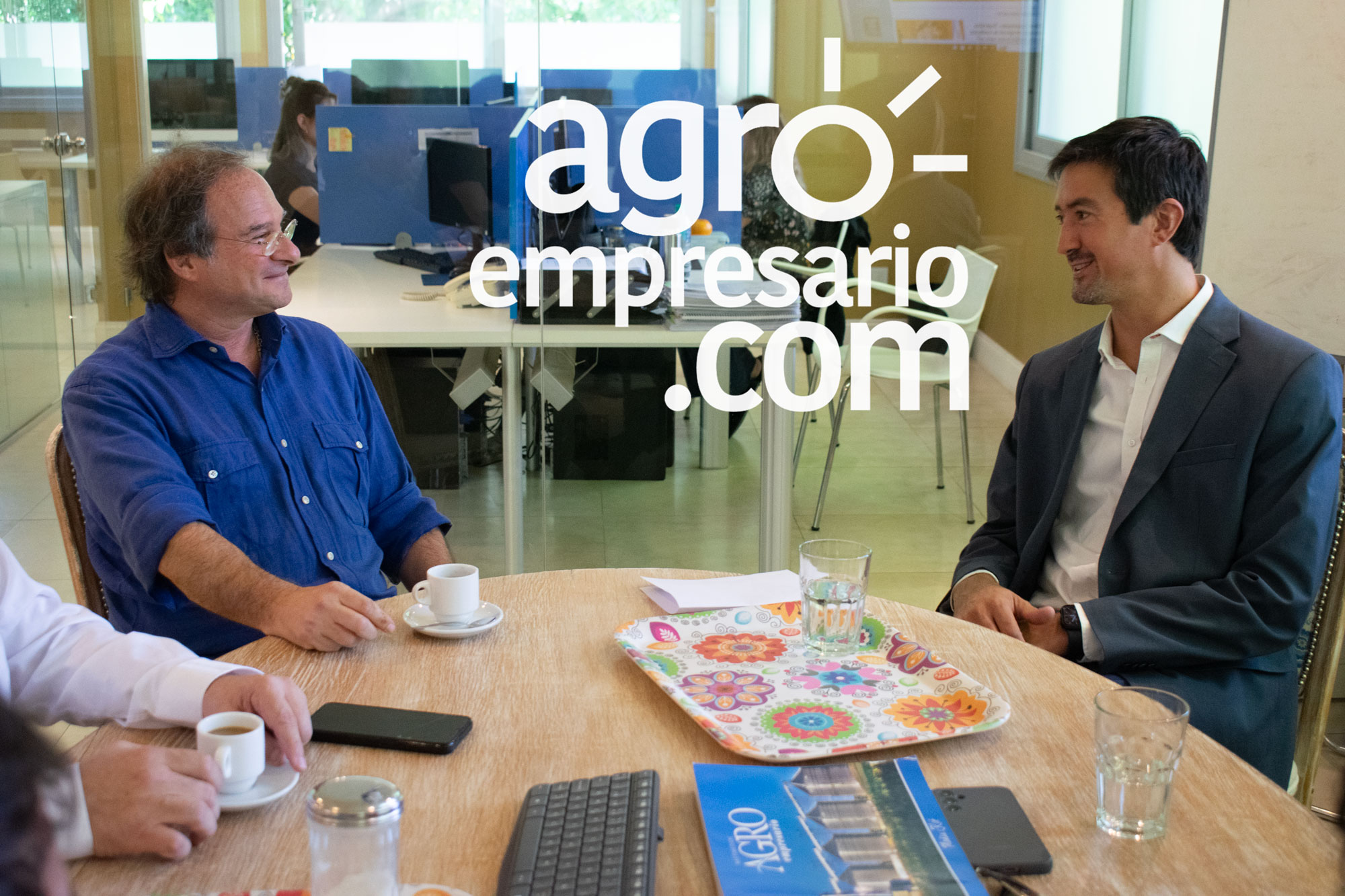 Juan Carrozzino, CEO de Agroempresario.com; junto a Juan Lariguet, Presidente de Corteva Agriscience Cono Sur