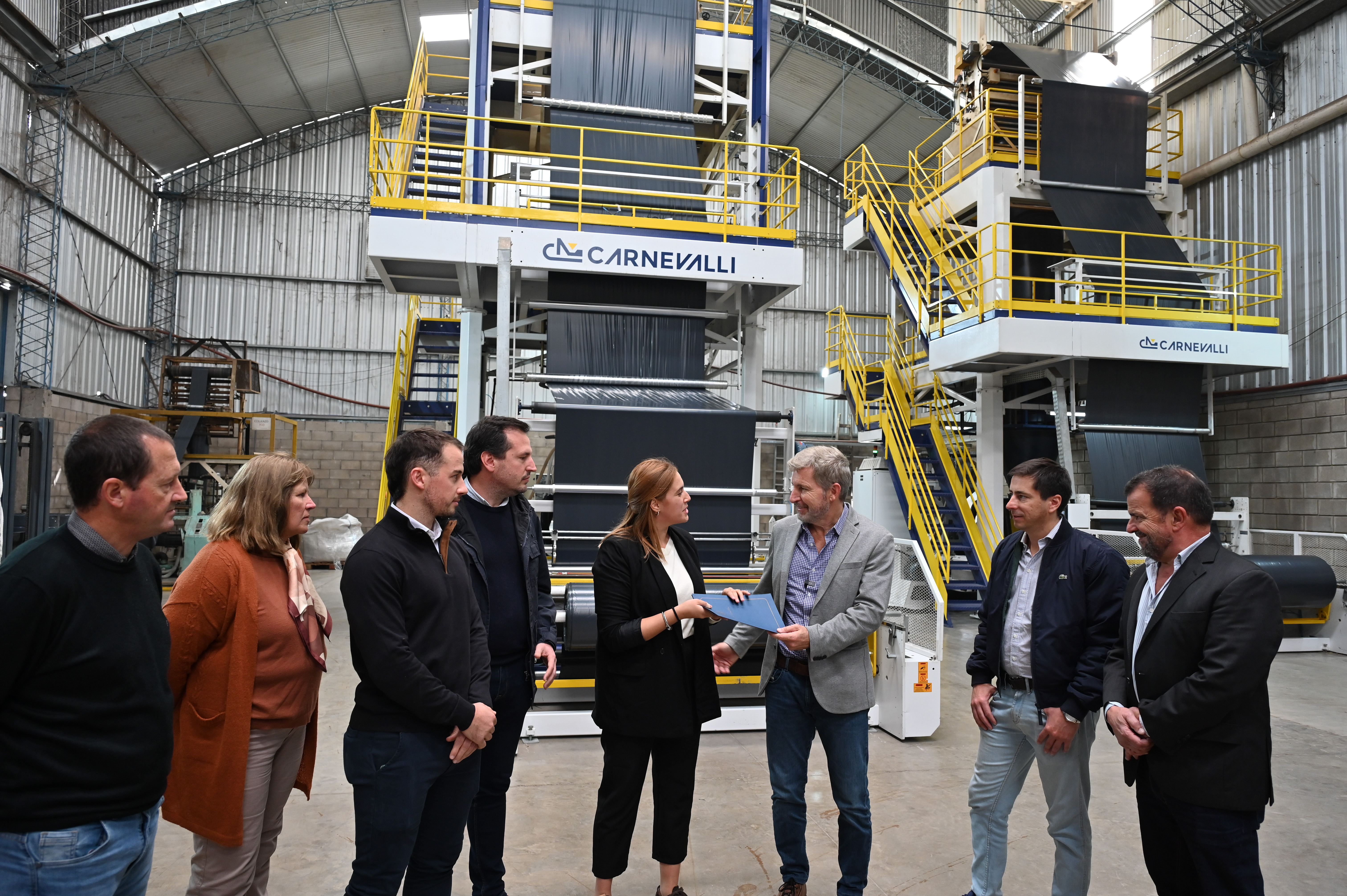 Frigerio impulsa inversi&oacute;n industrial de USD 300.000 en Larroque