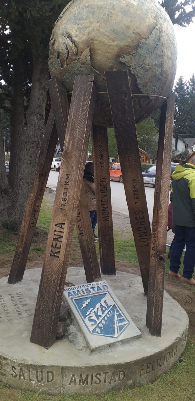 Turismo acompañó la inauguración de Monumento en Villa la Angostura