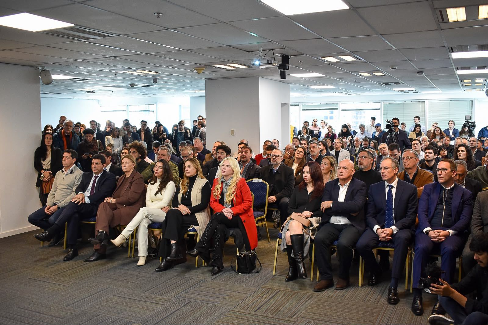 Quintela present&oacute; en el CFI el Plan Quinquenal que guiar&aacute; el desarrollo minero de La Rioja hasta 2030