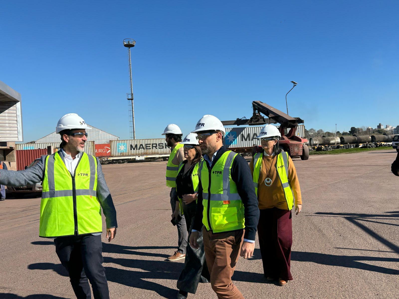 Santa Fe consolida su infraestructura exportadora: embarque histórico de miel desde Rosario